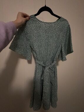 Green Printed Flutter-Sleeve Mini Dress